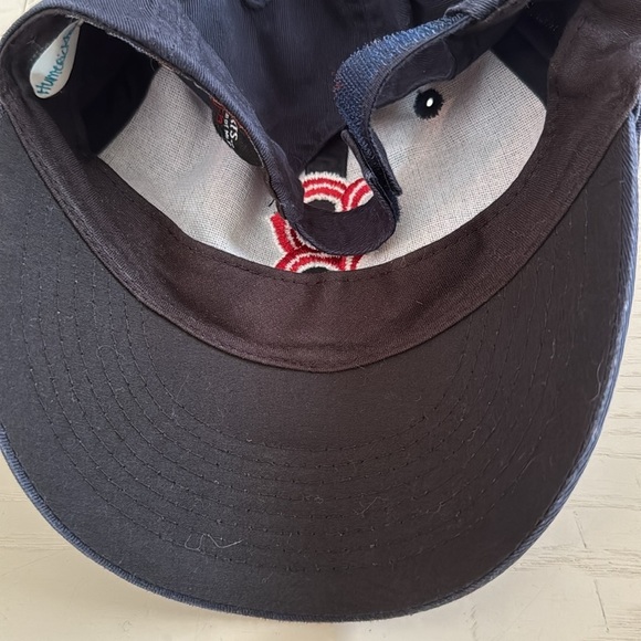 Navy Boston Red Sox cap - Picture 2 of 3